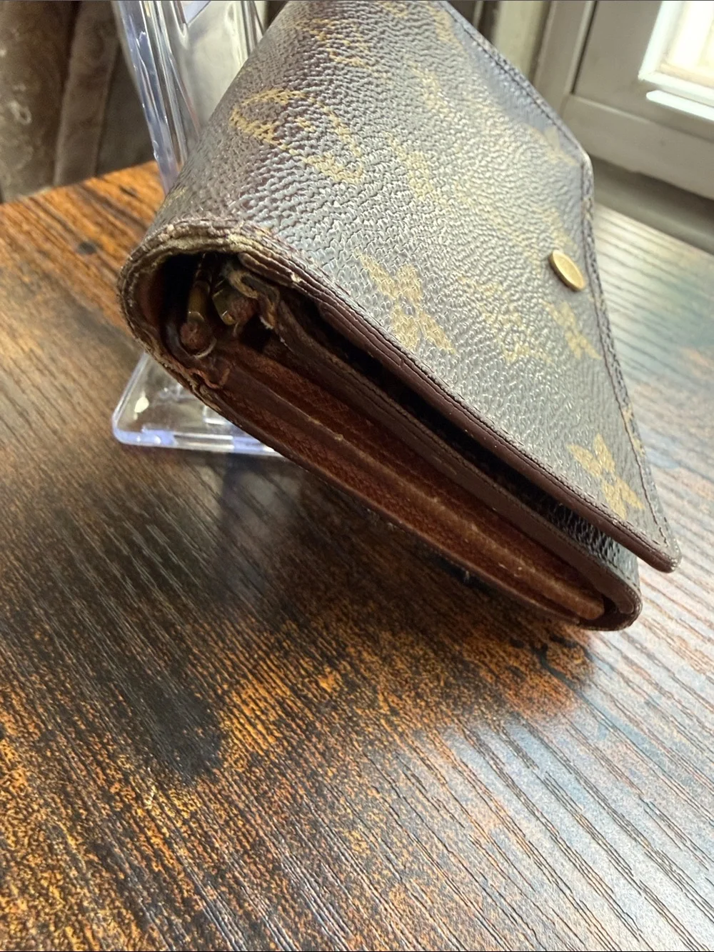 Louis Vuitton authentic louis